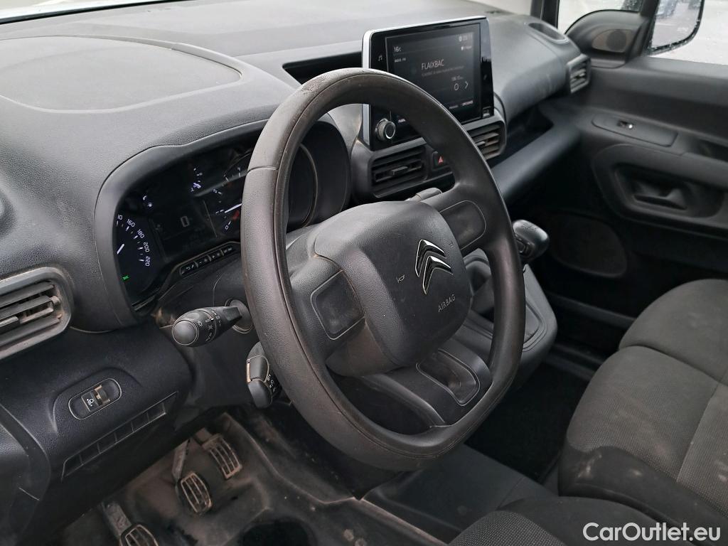  Citroen  Berlingo CITROEN  / 2018 / 3P / furgón derivado de turismo Talla M BlueHDi 100 WORKER #23