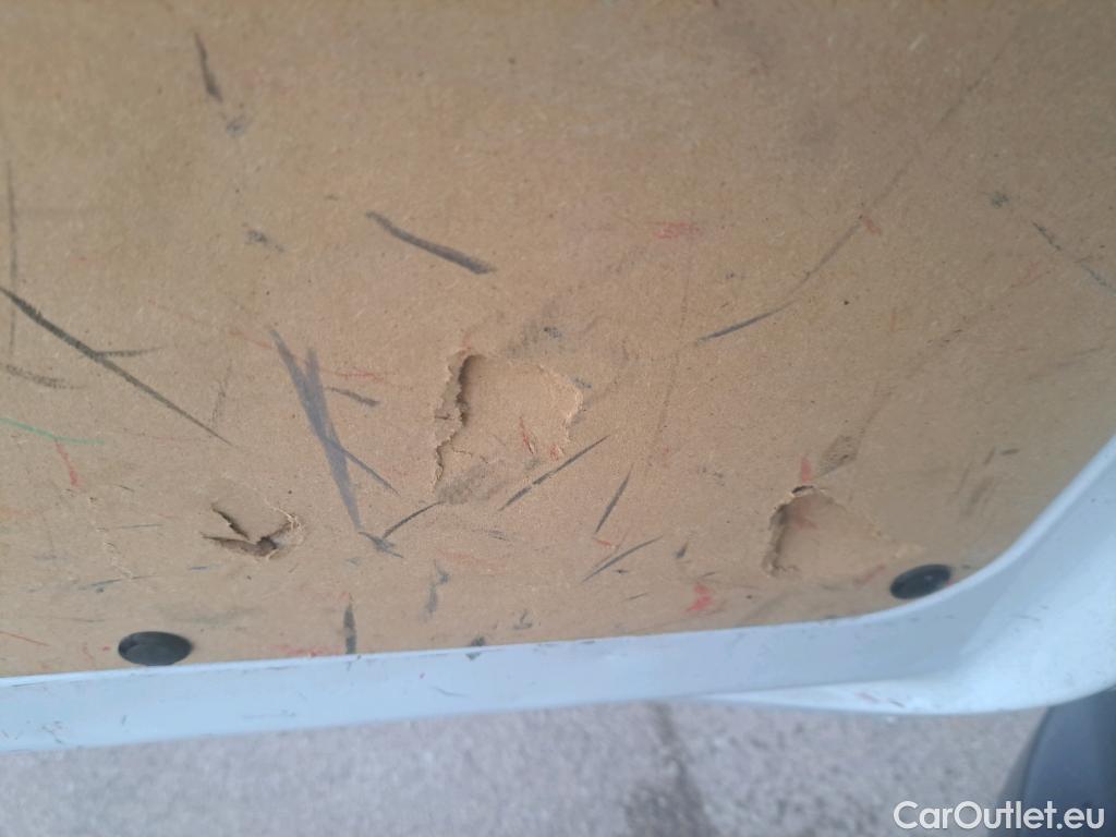  Ford  Transit FORD  Courier/2014/4P/furgón der.turis Van 1.5 TDCi 75kW Trend #30