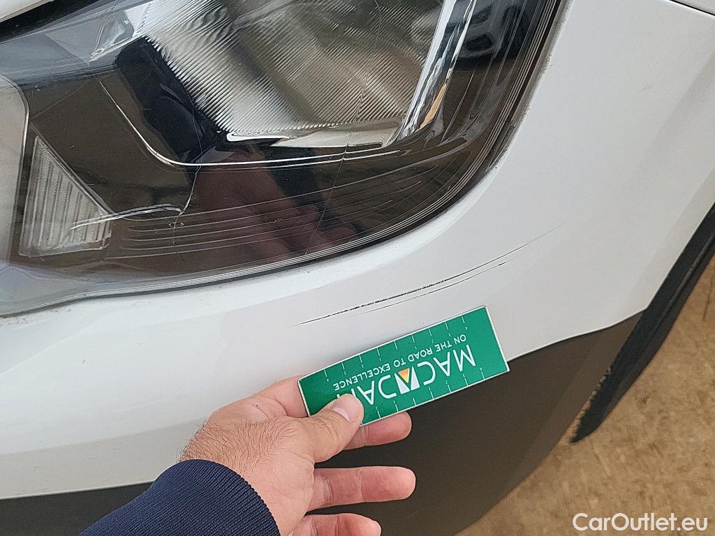  Peugeot  Partner PEUGEOT  / 2018 / 3P / furgón derivado de turismo Pro Standard 600kg BlueHDi 73kW (AC) #36