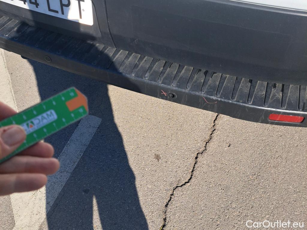  Ford  Transit FORD  / 2013 / 4P / furgón 350 96kW L2H2 Van Trend FWD #42