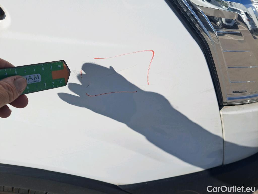  Ford  Transit FORD  / 2013 / 4P / furgón 350 96kW L2H2 Van Trend FWD #28