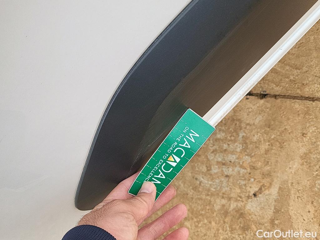  Peugeot  Partner PEUGEOT  / 2018 / 3P / furgón derivado de turismo Pro Standard 600kg BlueHDi 73kW (AC) #32