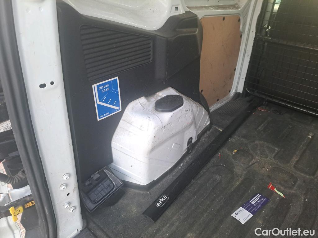  Ford  Transit FORD  Courier/2014/4P/furgón der.turis Van 1.5 TDCi 75kW Trend #47