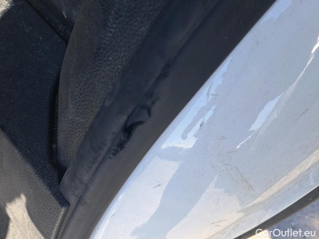  Ford  Transit FORD  / 2013 / 4P / furgón 350 96kW L2H2 Van Trend FWD #59