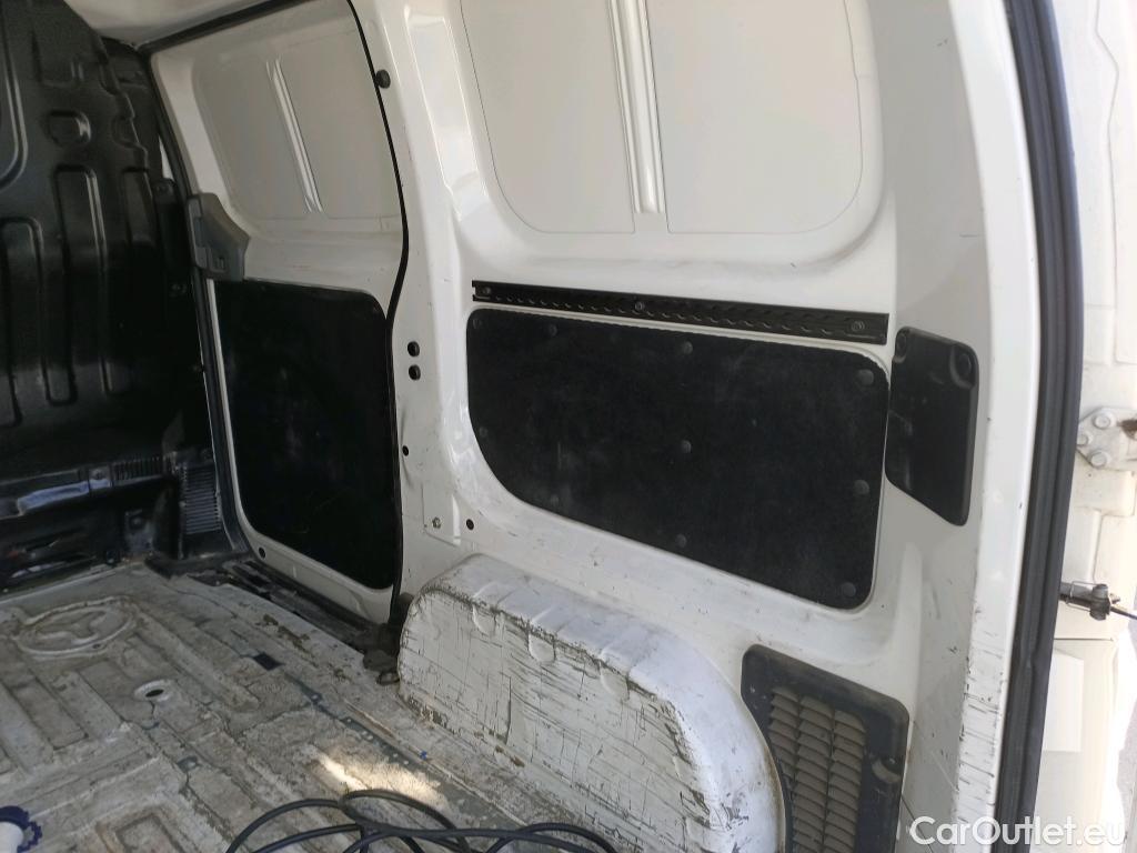  Nissan  NV200 NISSAN e- / 2009 / 4P / furgón Furgón 4p 40 kWh PROFESIONAL #10