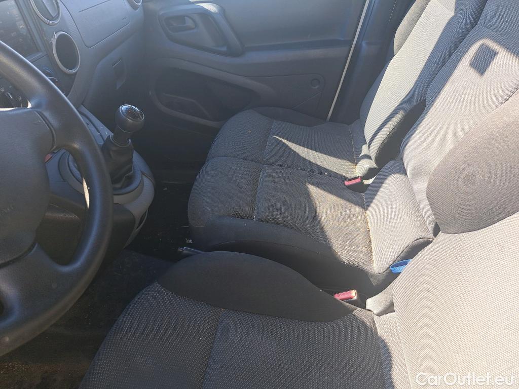  Peugeot  Partner PEUGEOT  VU 4p 2G furgón derivado de Furgón Confort PackL2 BlueHDi 73KW (100) #32