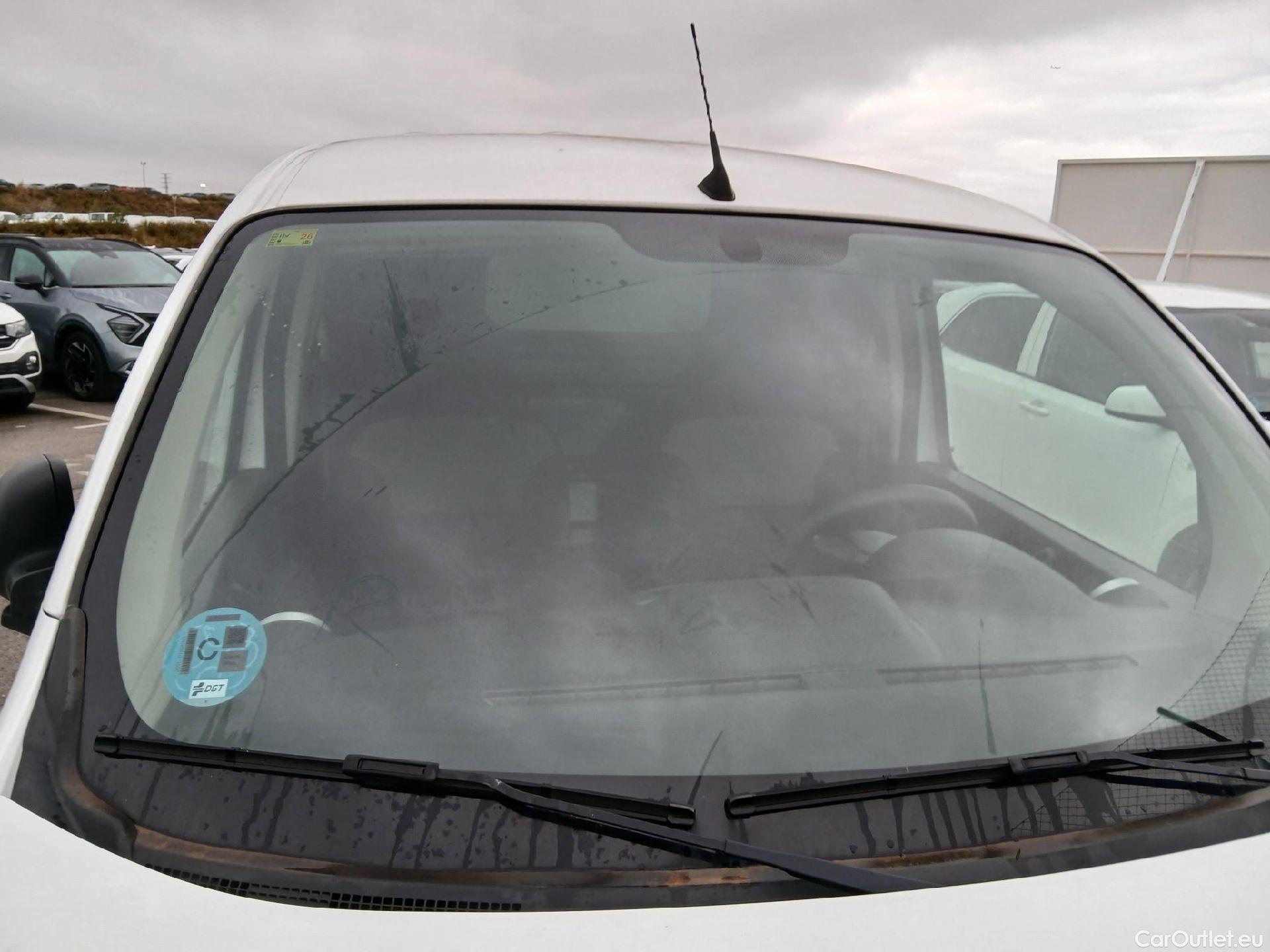  Renault  Kangoo  II Furgón Professional 1.5 dCi 95CV MT6 E6dT #PANELADO ISOTERMO# #4