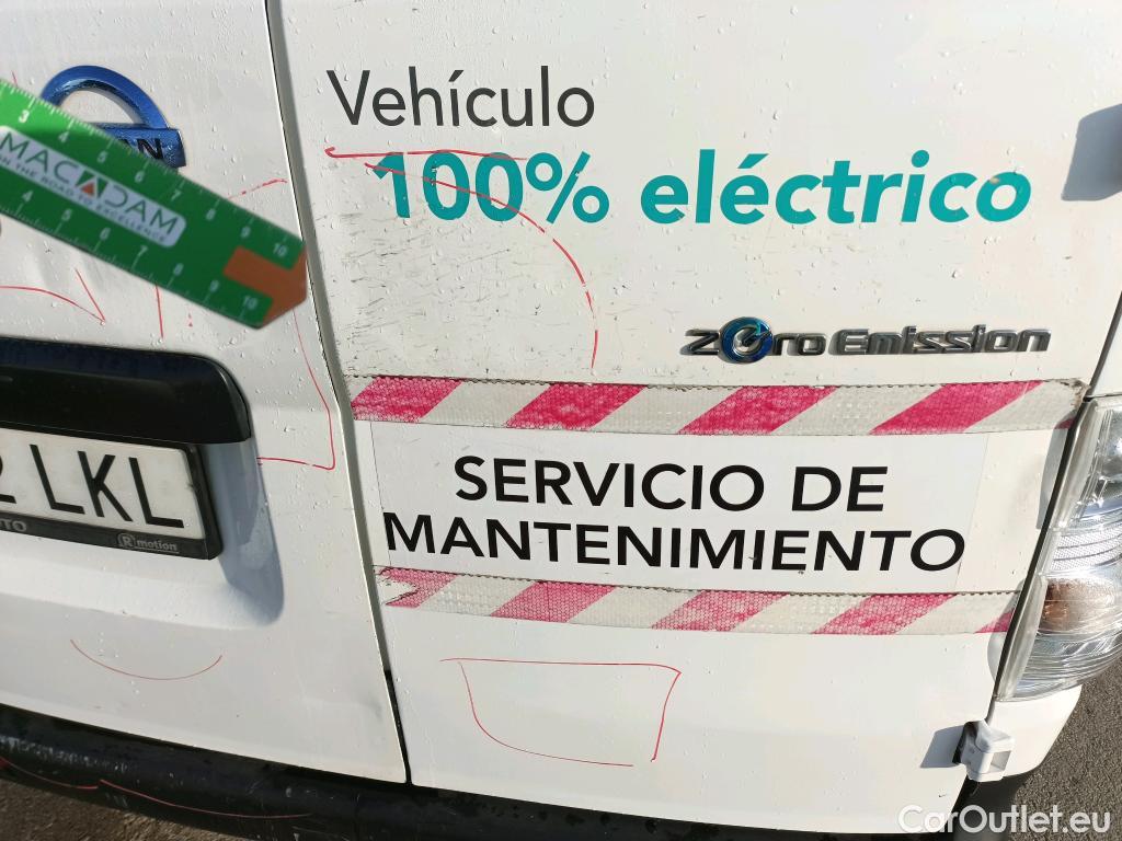  Nissan  NV200 NISSAN e- / 2009 / 4P / furgón Furgón 4p 40 kWh PROFESIONAL #13