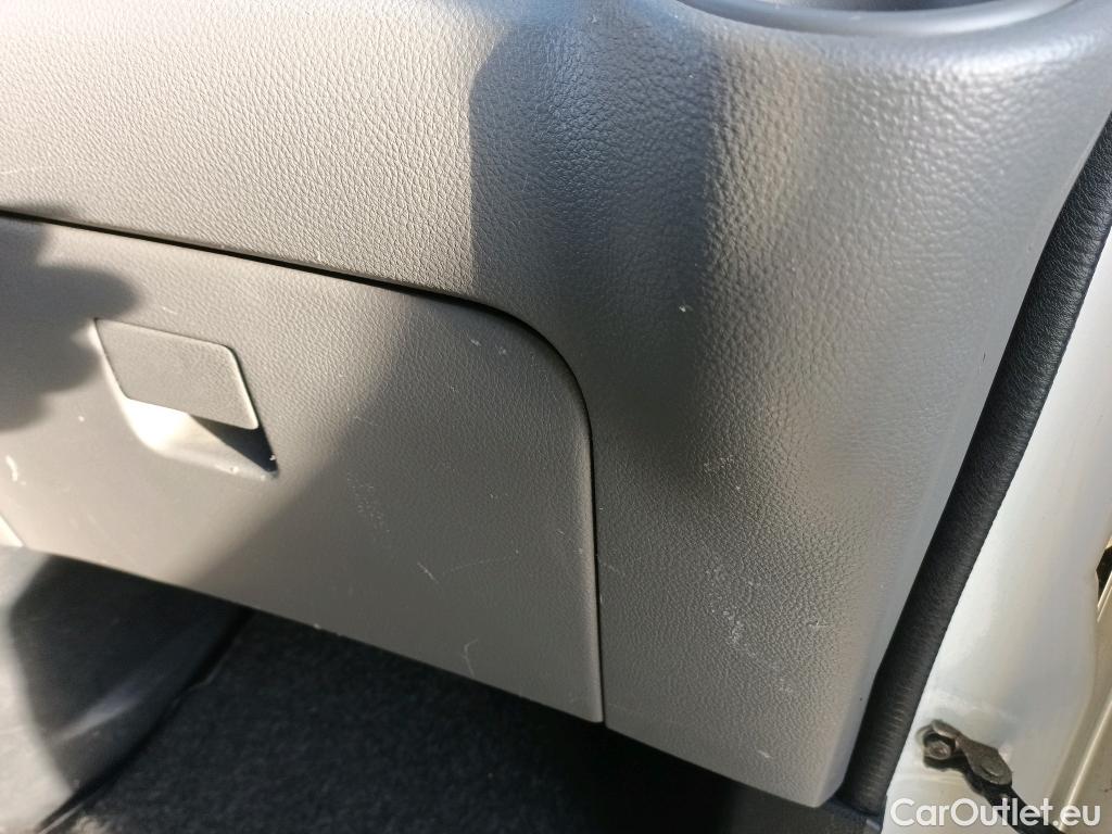  Nissan  NV200 NISSAN e- / 2009 / 4P / furgón Furgón 4p 40 kWh PROFESIONAL #29