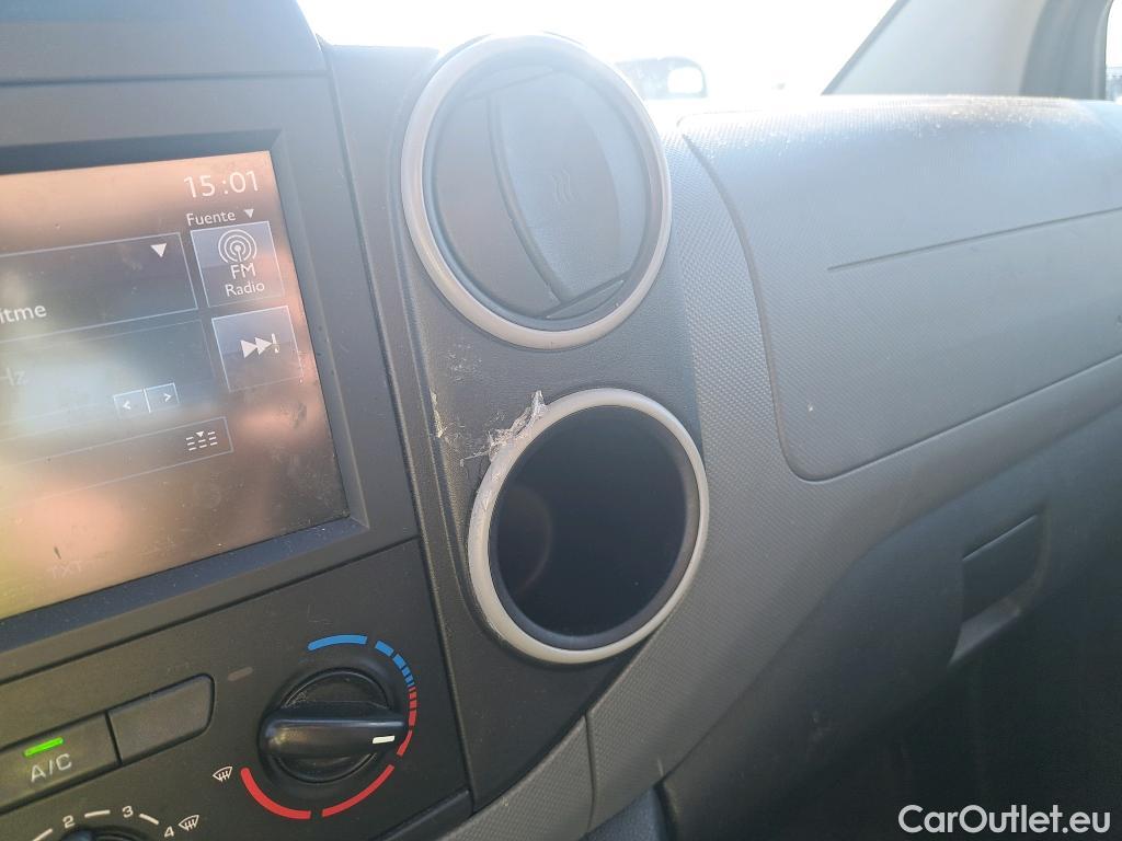  Peugeot  Partner PEUGEOT  VU 4p 2G furgón derivado de Furgón Confort PackL2 BlueHDi 73KW (100) #34