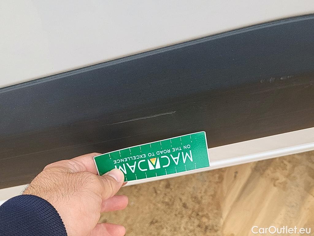  Peugeot  Partner PEUGEOT  / 2018 / 3P / furgón derivado de turismo Pro Standard 600kg BlueHDi 73kW (AC) #44