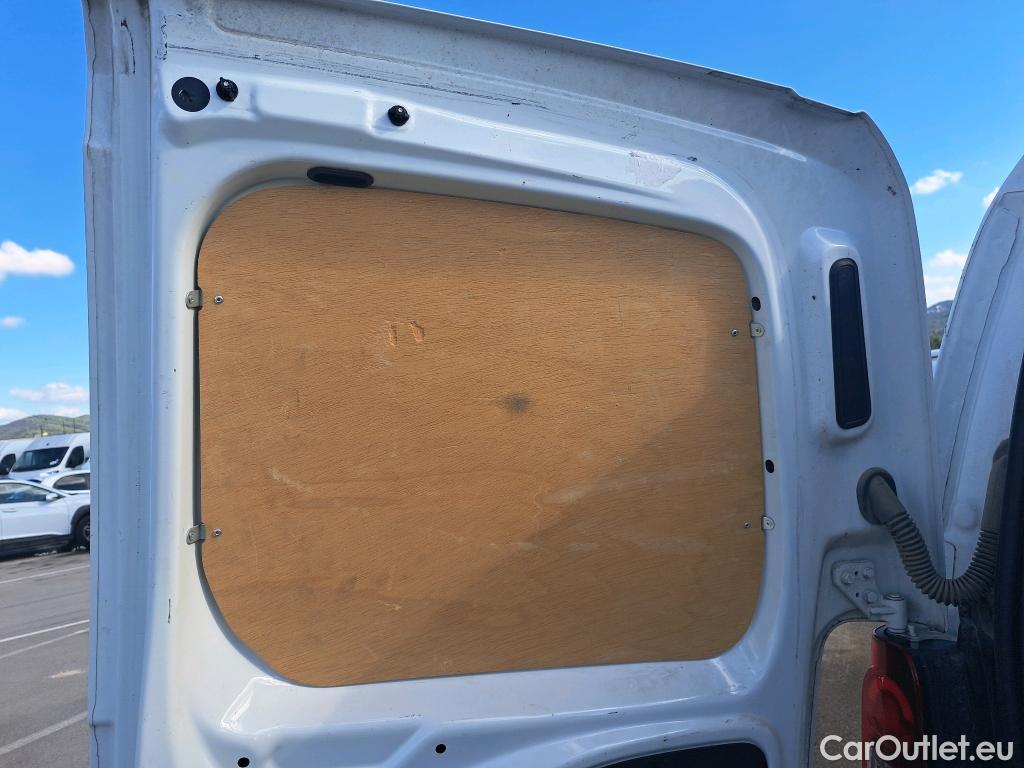  Peugeot  Partner PEUGEOT  VU 4p 2G furgón derivado de Furgón Confort PackL2 BlueHDi 73KW (100) #65