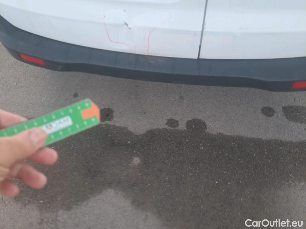  Ford  Transit FORD  Courier/2014/4P/furgón der.turis Van 1.5 TDCi 75kW Trend #24