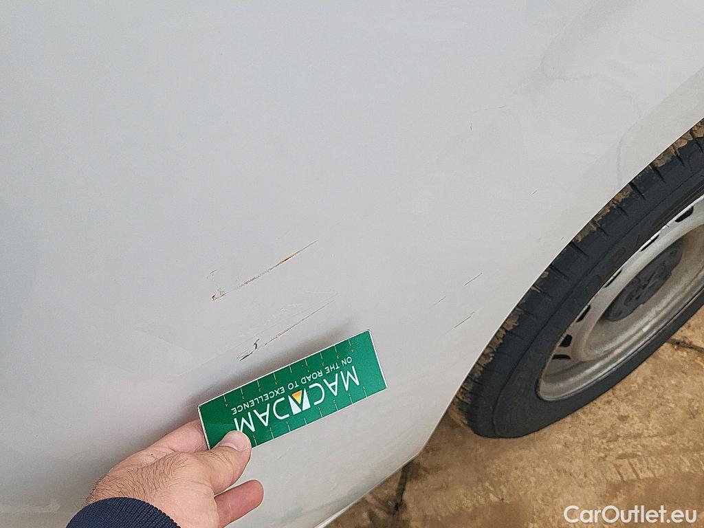  Peugeot  Partner PEUGEOT  / 2018 / 3P / furgón derivado de turismo Pro Standard 600kg BlueHDi 73kW (AC) #8