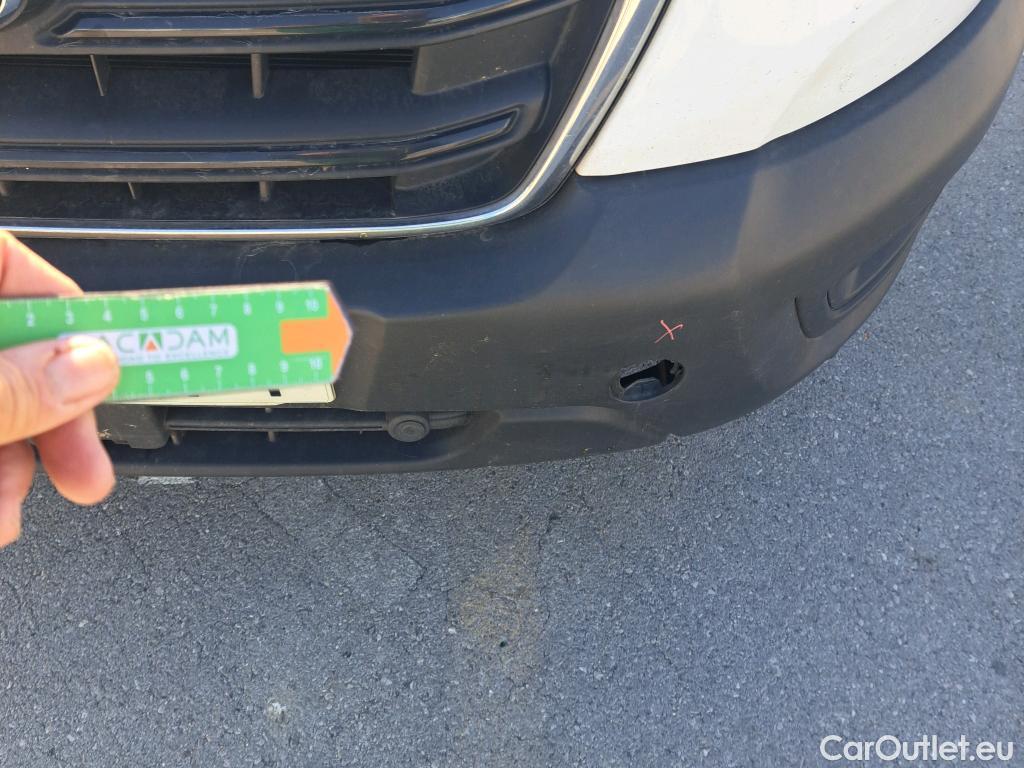  Ford  Transit FORD  / 2013 / 4P / furgón 350 96kW L2H2 Van Trend FWD #66