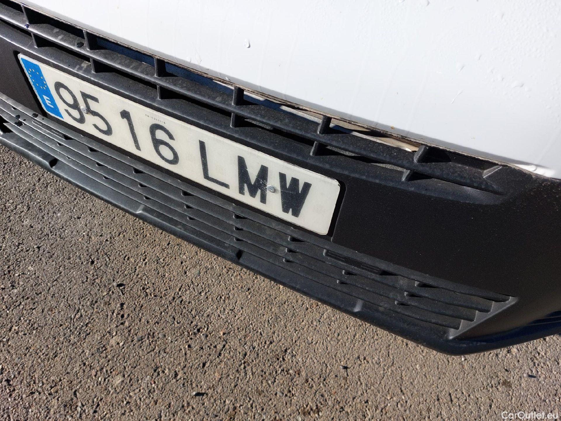  Citroen  Berlingo CITROEN  / 2018 / 3P / furgón derivado de turismo Talla M BlueHDi 100 CONTROL #5