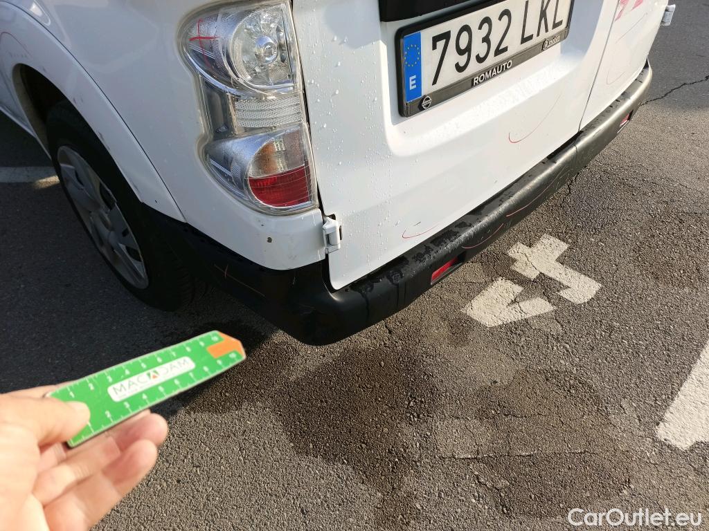  Nissan  NV200 NISSAN e- / 2009 / 4P / furgón Furgón 4p 40 kWh PROFESIONAL #26