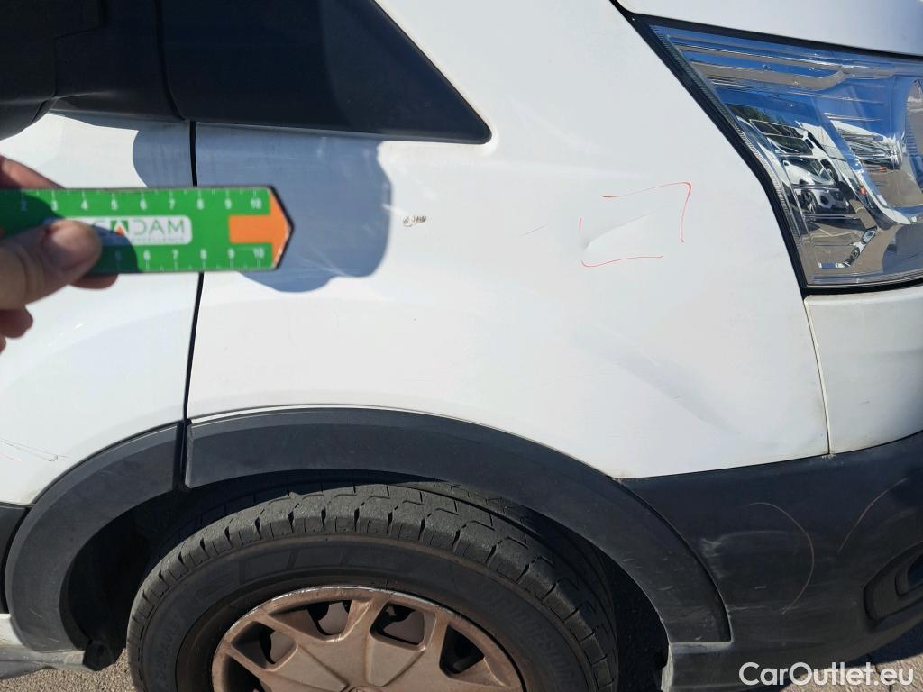  Ford  Transit FORD  / 2013 / 4P / furgón 350 96kW L2H2 Van Trend FWD #27