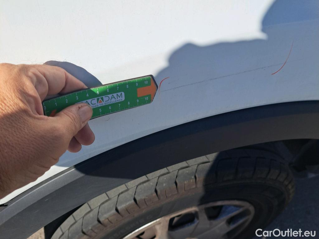  Ford  Transit FORD  / 2013 / 4P / furgón 350 96kW L2H2 Van Trend FWD #8