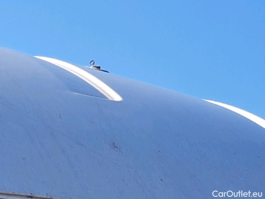  Ford  Transit FORD  / 2013 / 4P / furgón 350 96kW L2H2 Van Trend FWD #47