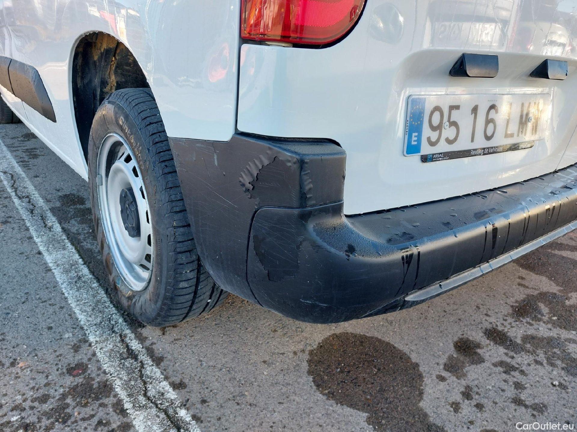  Citroen  Berlingo CITROEN  / 2018 / 3P / furgón derivado de turismo Talla M BlueHDi 100 CONTROL #8