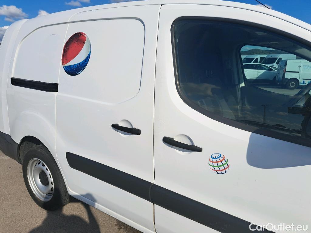  Peugeot  Partner PEUGEOT  VU 4p 2G furgón derivado de Furgón Confort PackL2 BlueHDi 73KW (100) #26