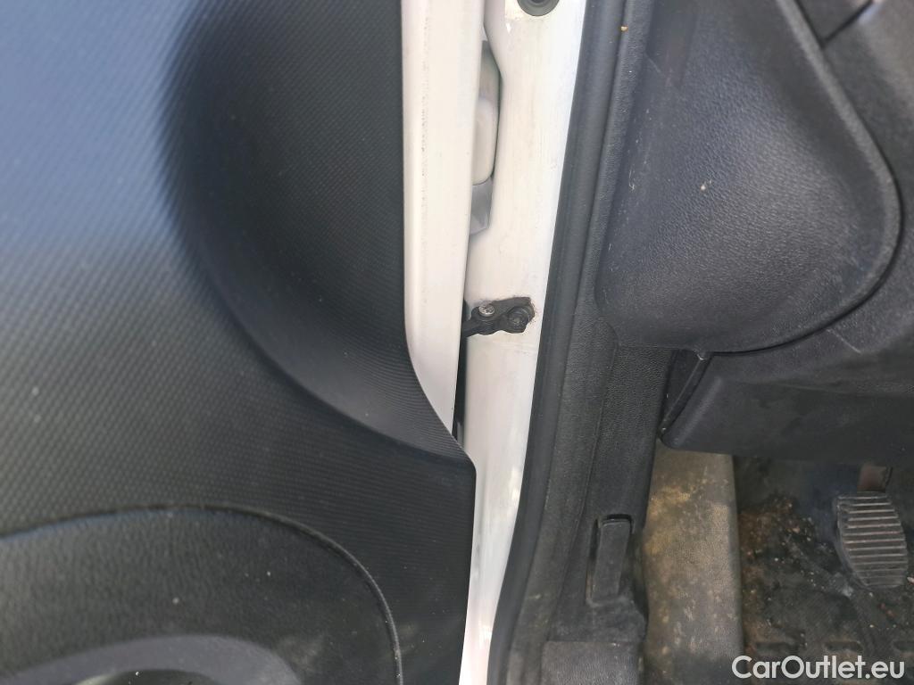  Peugeot  Partner PEUGEOT  VU 4p 2G furgón derivado de Furgón Confort PackL2 BlueHDi 73KW (100) #55