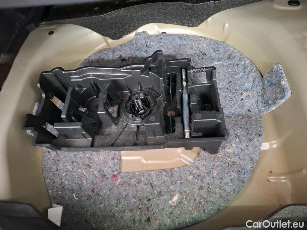  Citroen  C4  Berline Live Pack Business 1.2 PureTech 100CV BVM6 E6d #34