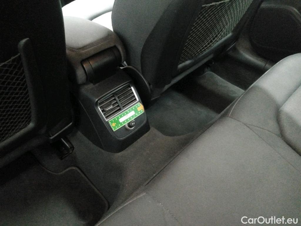  Audi  A3 AUDI  Sportback / 2016 / 5P / Berline 35 TFSI 150 COD S TRONIC BUSINESS LINE #45