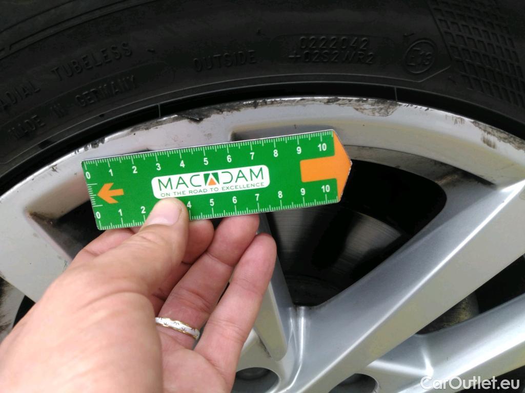  Audi  A3 AUDI  Sportback / 2016 / 5P / Berline 35 TFSI 150 COD S TRONIC BUSINESS LINE #28