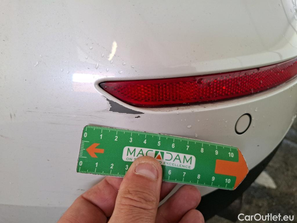  Bmw  Serie 2 BMW Série 2 Gran Coupé / 2019 / 4P / Berline 218I Business Design #17