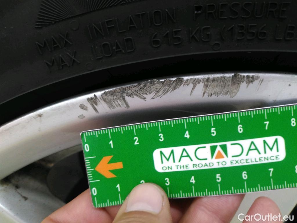  Audi  A3 AUDI  Sportback / 2016 / 5P / Berline 35 TFSI 150 COD S TRONIC BUSINESS LINE #51