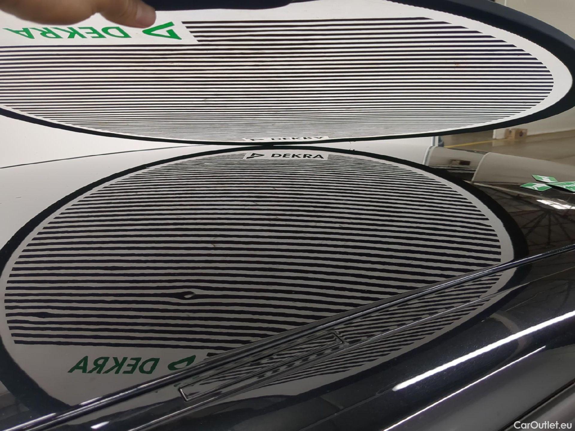  Bmw  Serie 1 Série 1 Berline 118d UrbanChic 2.0 150CV BVM6 E6 #10