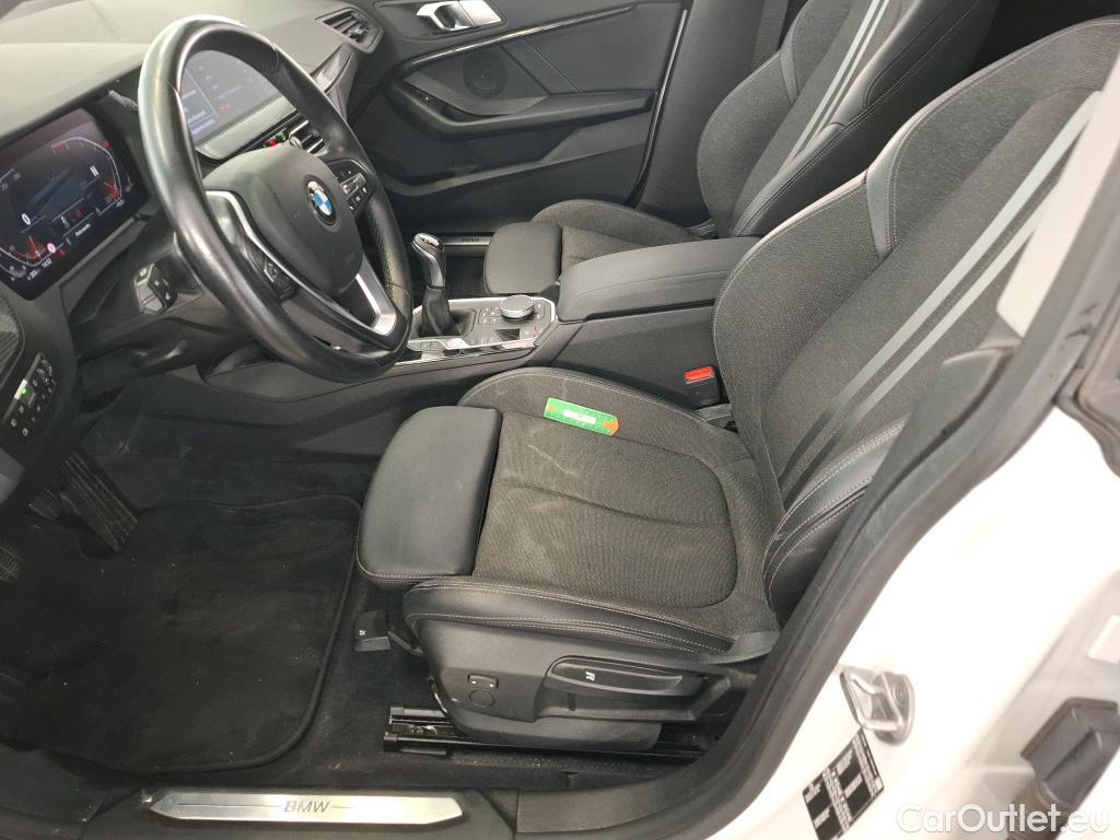  Bmw  Serie 2 BMW Série 2 Gran Coupé / 2019 / 4P / Berline 218I Business Design #33