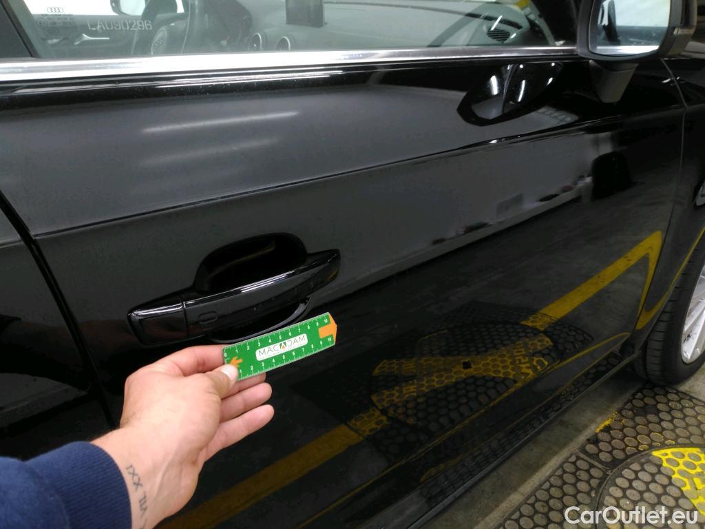  Audi  A3 AUDI  Sportback / 2016 / 5P / Berline 35 TFSI 150 COD S TRONIC BUSINESS LINE #60