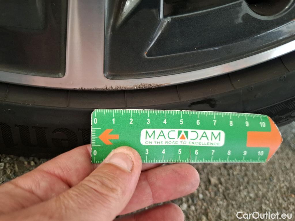  Bmw  Serie 2 BMW Série 2 Gran Coupé / 2019 / 4P / Berline 218I Business Design #28