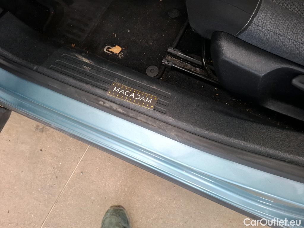  Citroen  C4  Berline Live Pack Business 1.2 PureTech 100CV BVM6 E6d #23