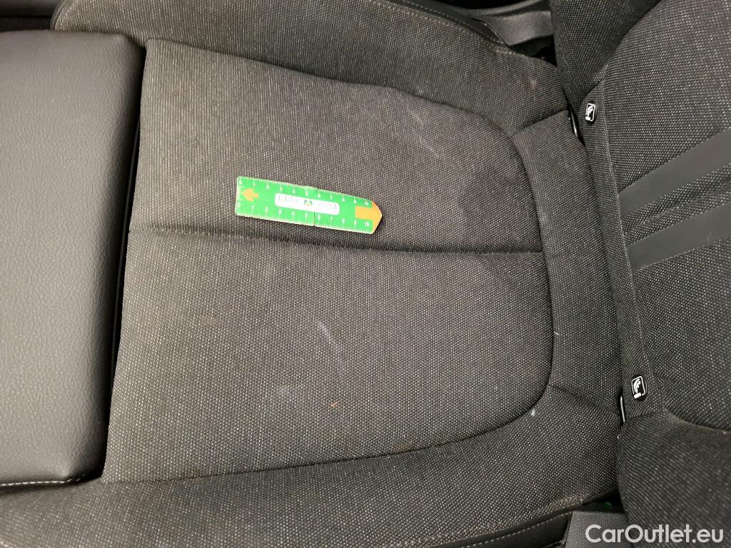  Bmw  Serie 2 BMW Série 2 Gran Coupé / 2019 / 4P / Berline 218I Business Design #35