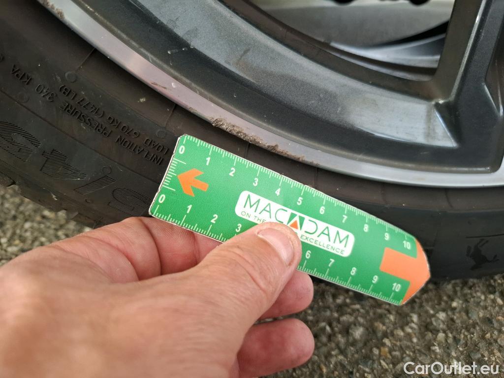  Bmw  Serie 2 BMW Série 2 Gran Coupé / 2019 / 4P / Berline 218I Business Design #27