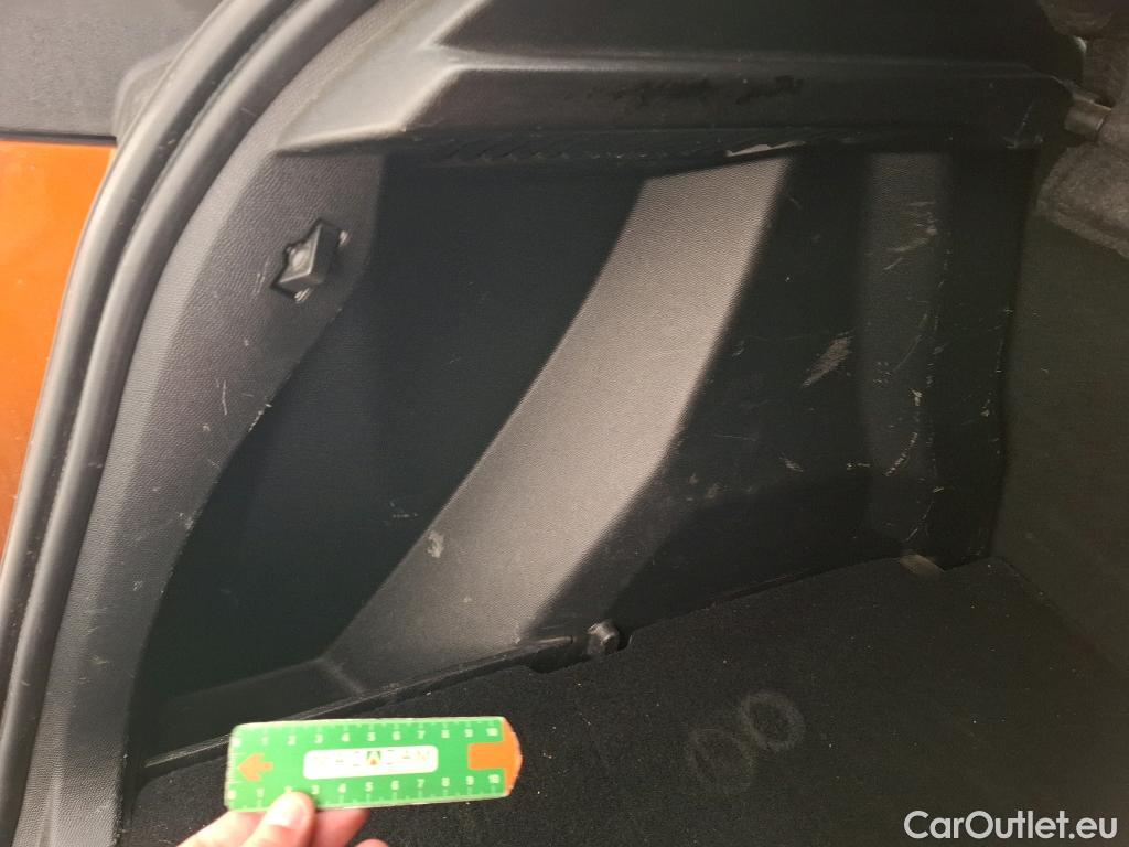  Peugeot  2008  Allure Business 1.5 HDi 100CV BVM6 E6d #21