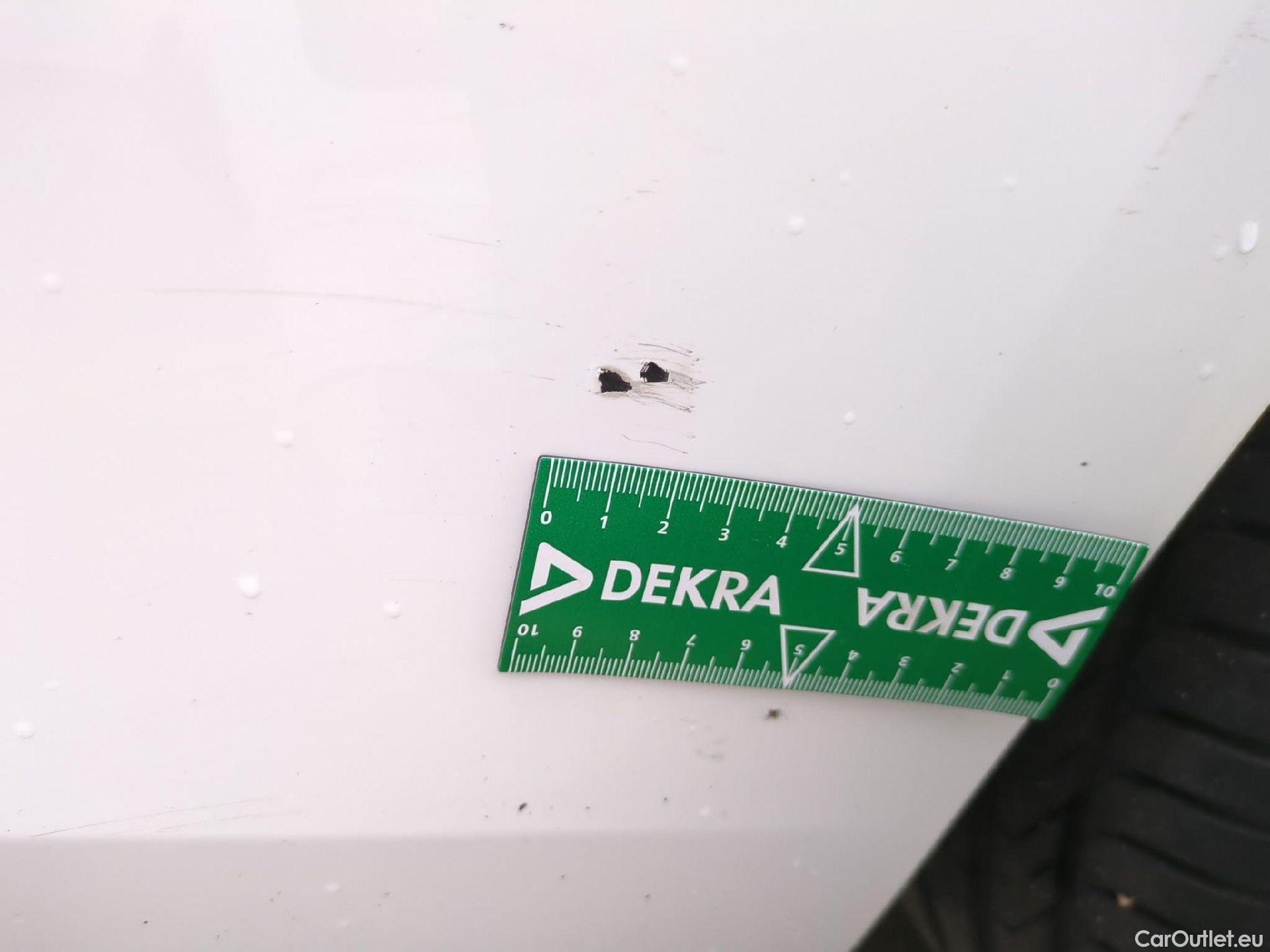  Mercedes  CLA-Klasse MERCEDES-BENZ CLA Shooting Brake / 2019 / 5P / Break CLA 200 d Progressive Line BA8 #10