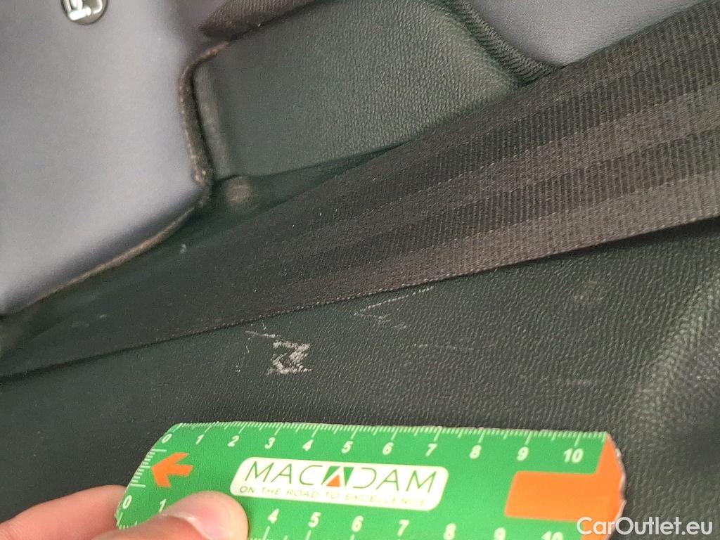  Peugeot  2008  Allure Business 1.5 HDi 100CV BVM6 E6d #41