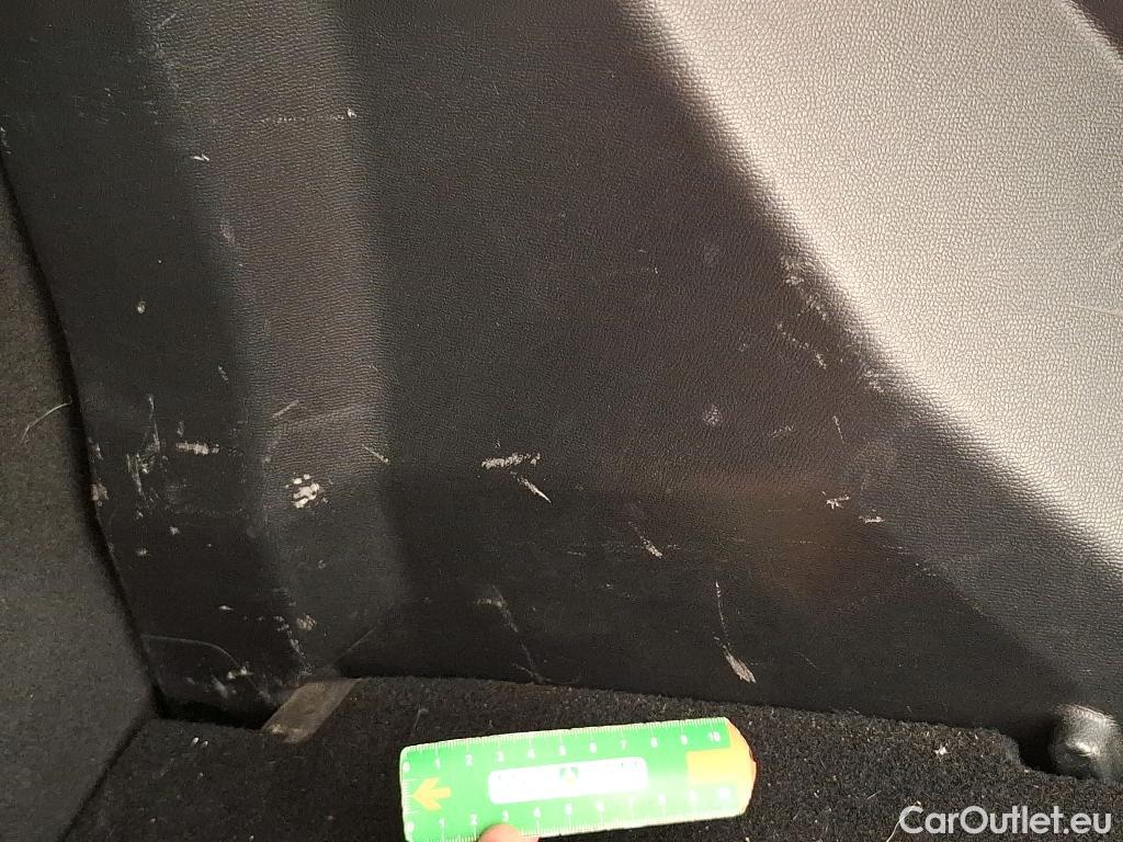  Peugeot  2008  Allure Business 1.5 HDi 100CV BVM6 E6d #26