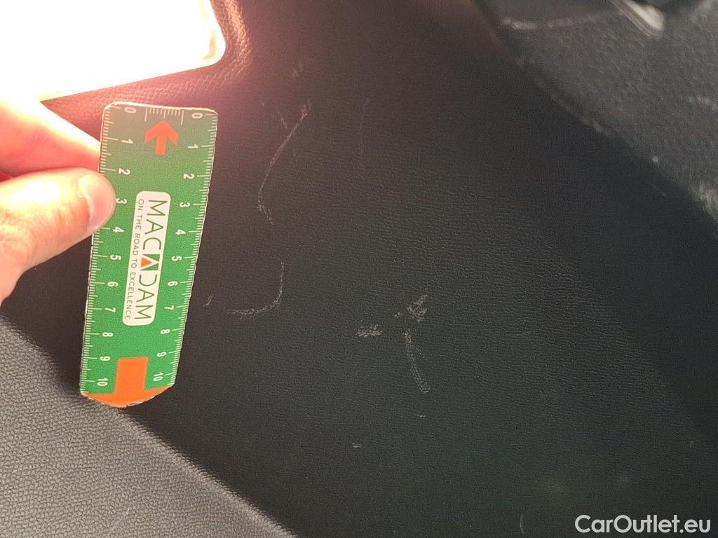  Peugeot  2008  Allure Business 1.5 HDi 100CV BVM6 E6d #27