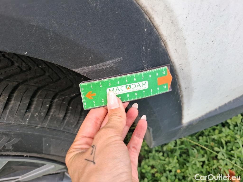  Hyundai  Tucson HYUNDAI  / 2020 / 5P / SUV 1.6 HYBRID 230 CREATIVE #18