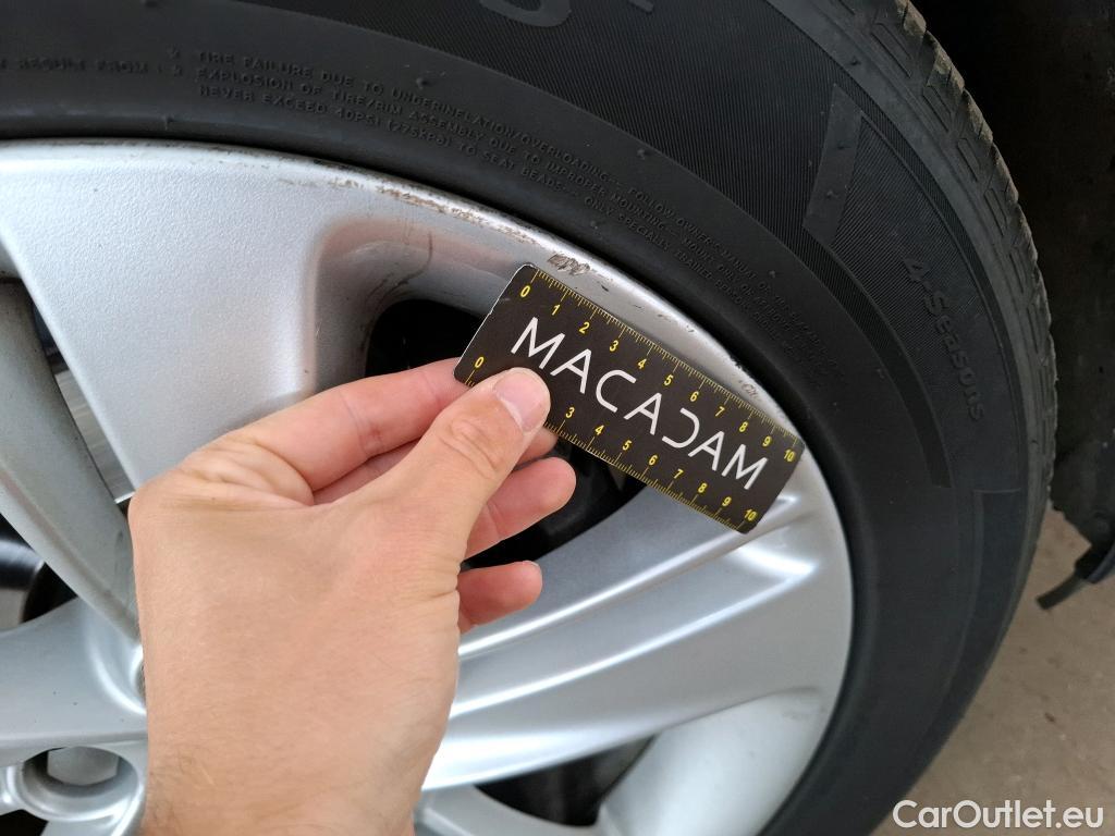  Opel  Insignia  B Sports Tourer Business Elegance 1.6 CDTI 135CV BVA6 E6dT #33