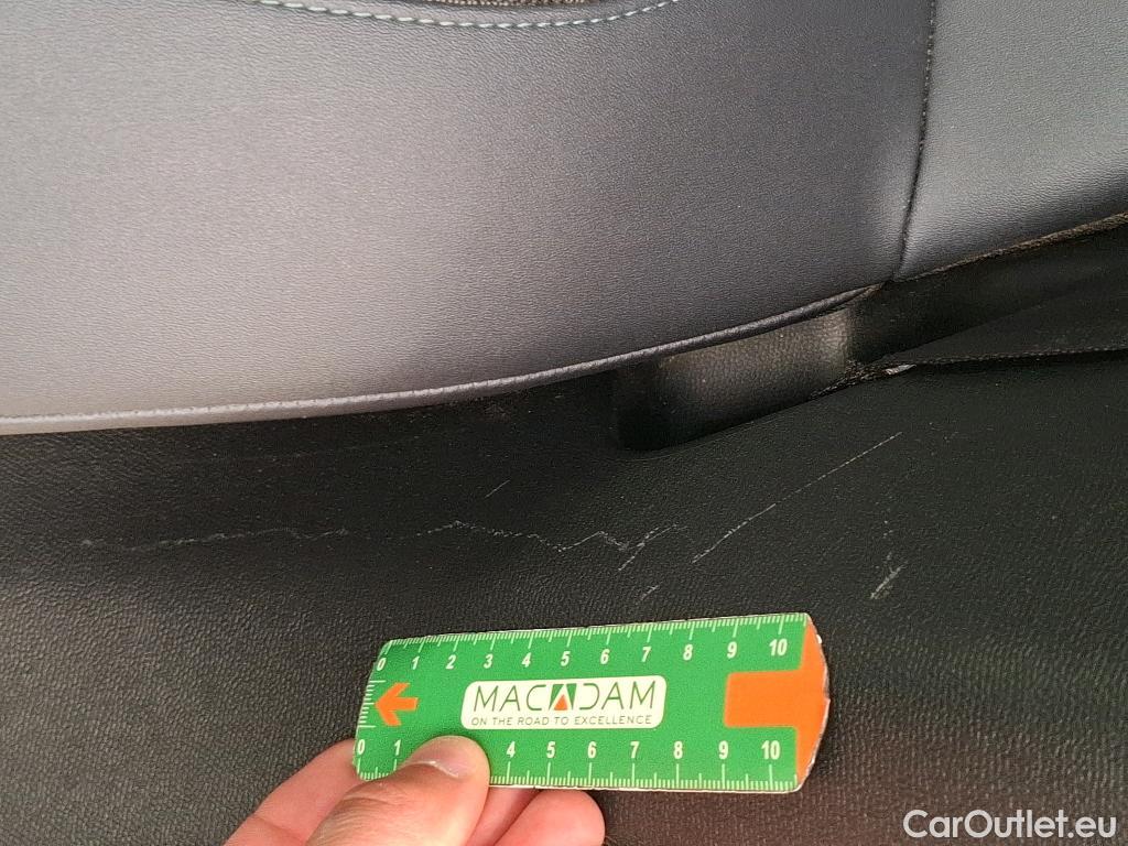  Peugeot  2008  Allure Business 1.5 HDi 100CV BVM6 E6d #42