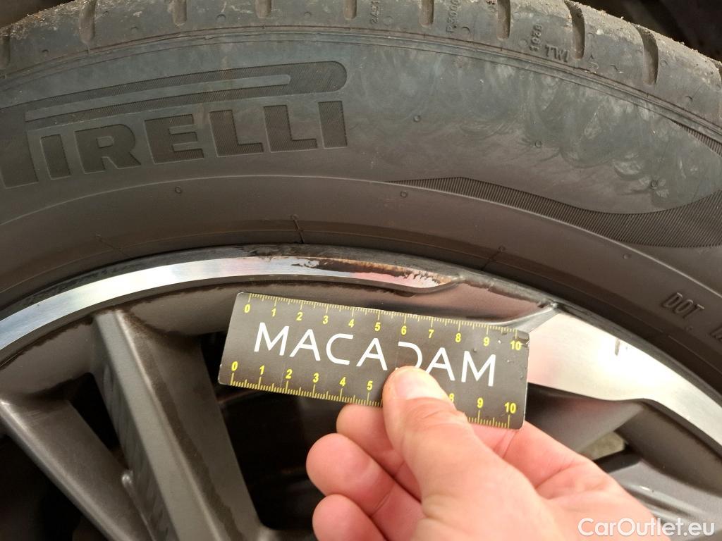  DS  DS7 DS DS 7 Crossback / 2017 / 5P / SUV BlueHDi 130 Automatique RIVOLI #19