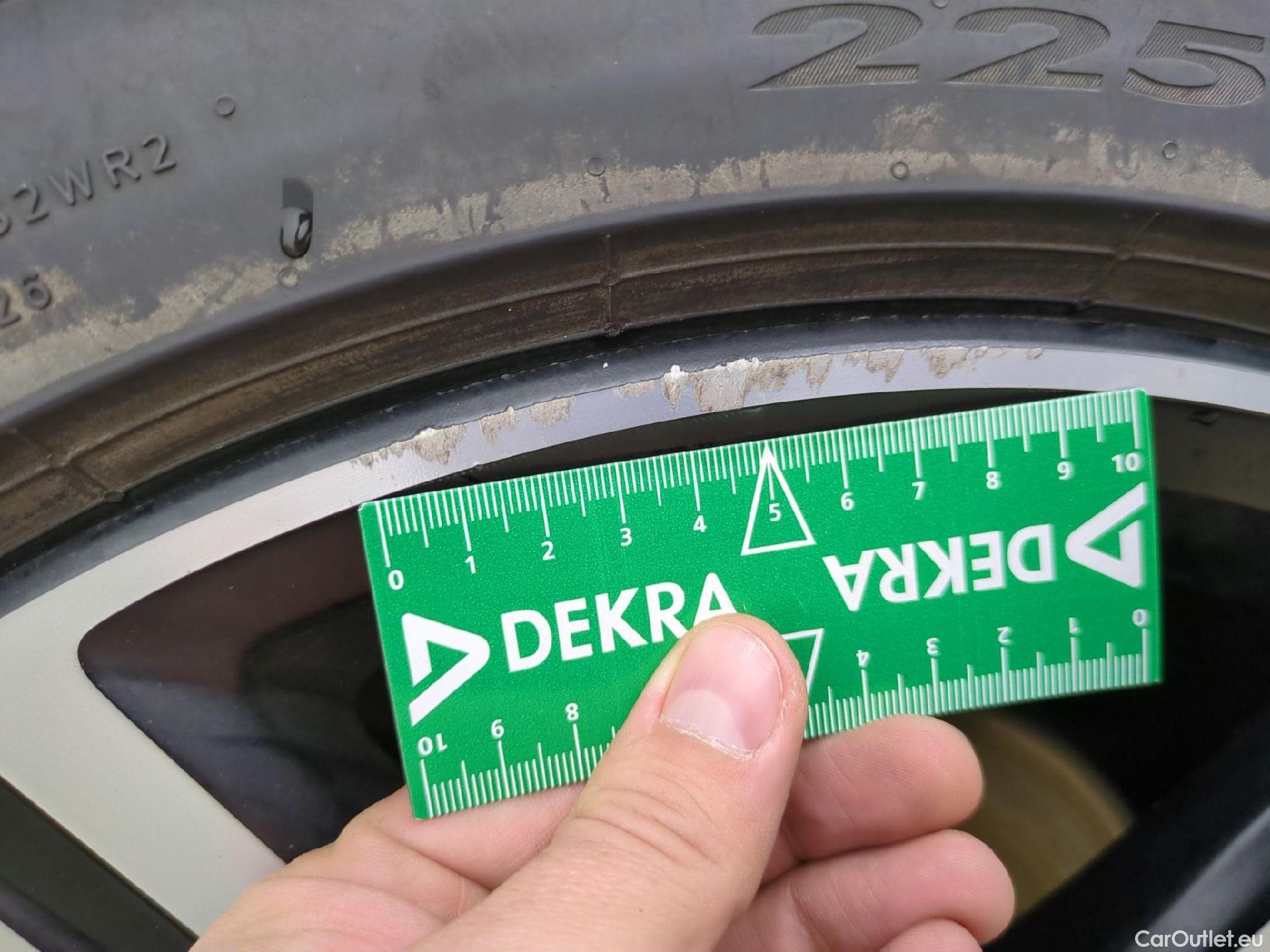  Mercedes  CLA-Klasse MERCEDES-BENZ CLA Shooting Brake / 2019 / 5P / Break CLA 200 d Progressive Line BA8 #15