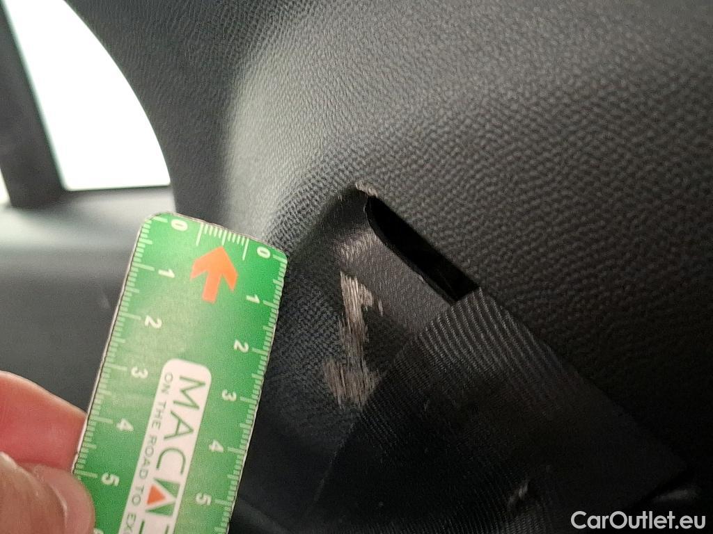  Peugeot  2008  Allure Business 1.5 HDi 100CV BVM6 E6d #56